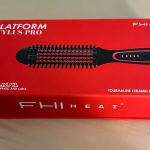 FHI Heat Platform Stylus Pro Hair Brush - Black and Red